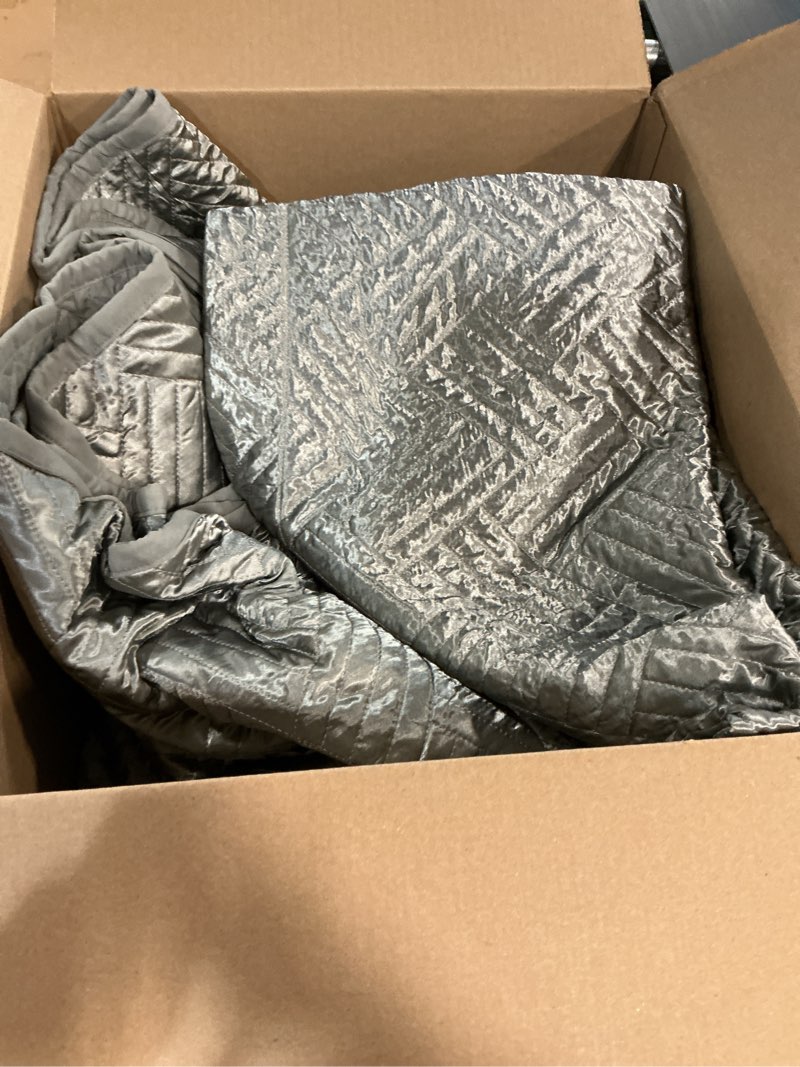 Condition photo showing As Is for warmdern ultrasonic grey velvet quilt set king size, geometric textured striped pattern modern quilt bedding set, 3 piece soft microfiber bedspreads coverlet for all season, grey, 106x96 inches 08-grey-geometric pattern king