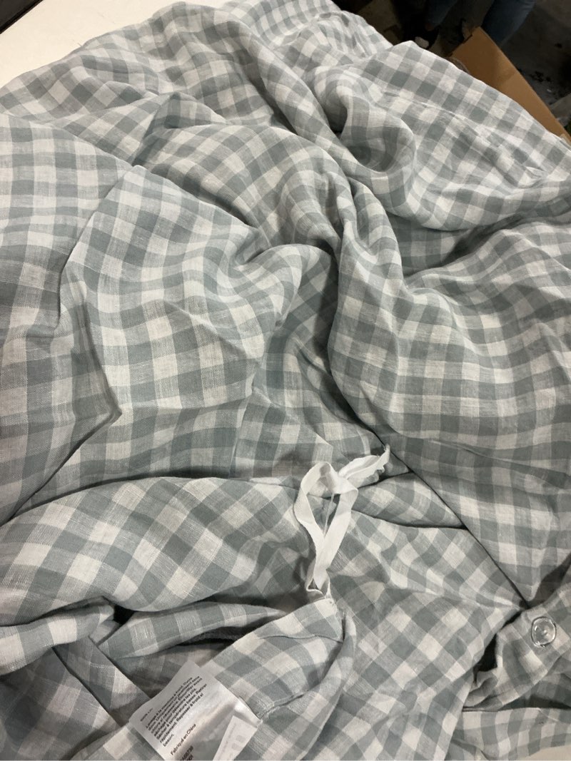 Condition photo showing Good Condition for european linen gingham duvet cover, king/cal king, blue fog