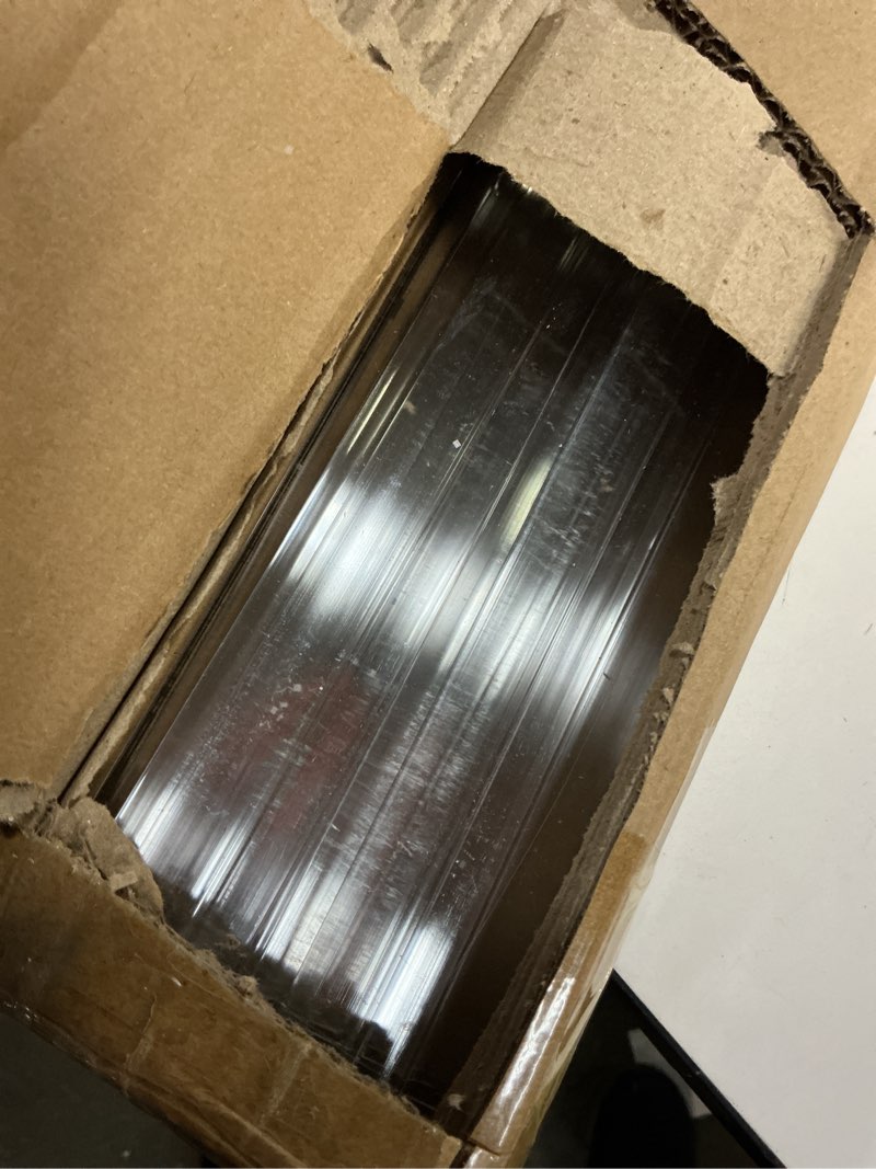 Condition photo showing Good Condition for Polycarbonate Greenhouse Panel Connectors – 10 Packs, 4FT H Connectors Fits 4 or 6 MM Panels, UV-Resistant Greenhouse Joining Strips with Screws, Gloves for DIY Garden Greenhouses and Cold Frames 10 6 mm