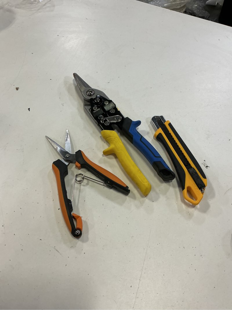 Condition photo showing As Is for 3 piece set of tools