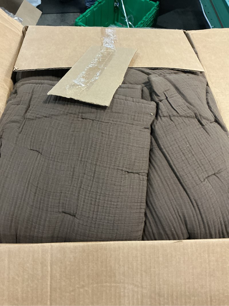 Condition photo showing As Is for organic airy gauze dream quilt, king/cal king, chocolate