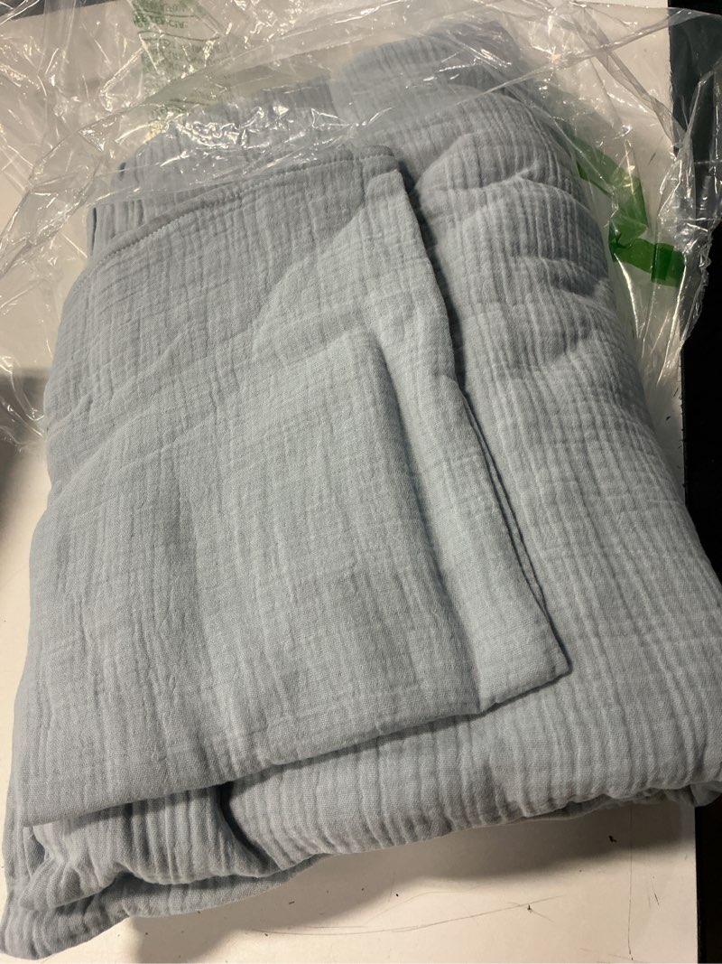 Condition photo showing Good Condition for emme muslin cotton duvet cover set blue twin size linen like soft breathable lightweight summer comforter cover set with zipper closure (blue, twin, 68"x90") 04 - blue twin(68"×90")