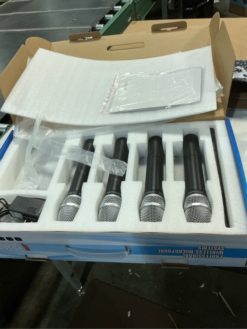 Condition photo showing Good Condition for gtdaudio 4 handheld wireless microphone cordless mics system, ideal for church, karaoke, dj party, range up to 300 ft,