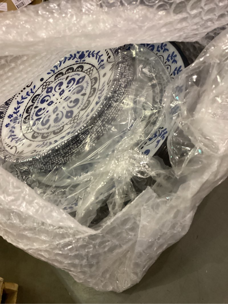 Condition photo showing New/Like New for Hioasis Blue Plastic Plates Set - Floral Blue & White Porcelain Design, 10.25\" Dinner & 7.5\" Dessert Plates Disposable for Wedding (Dishwasher Safe, Art Style) White and Blue
