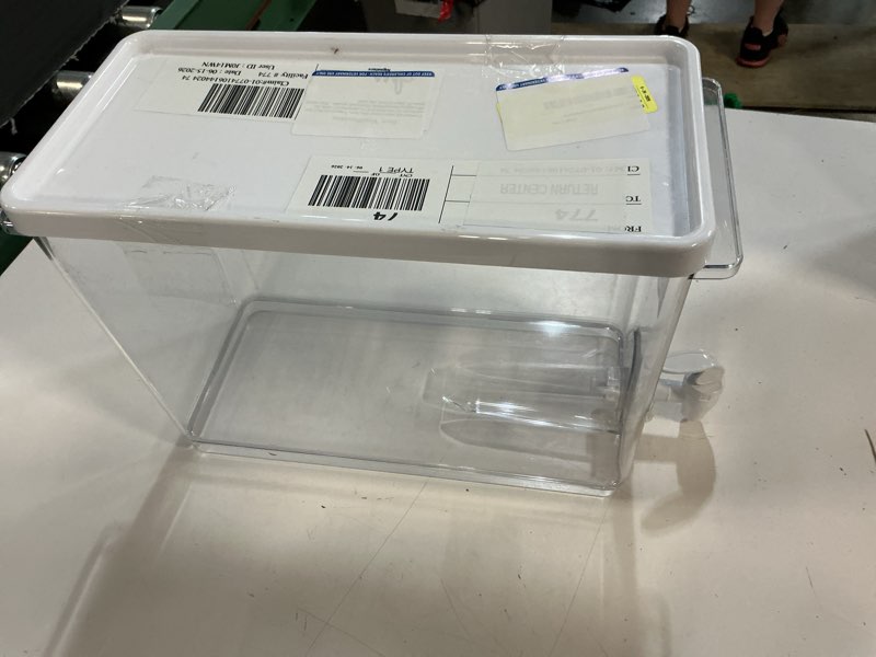 Condition photo showing Good Condition for mainstays 2.5 gallon drink dispenser, well suited to chilled drinks for entertaining or refrigerator storage