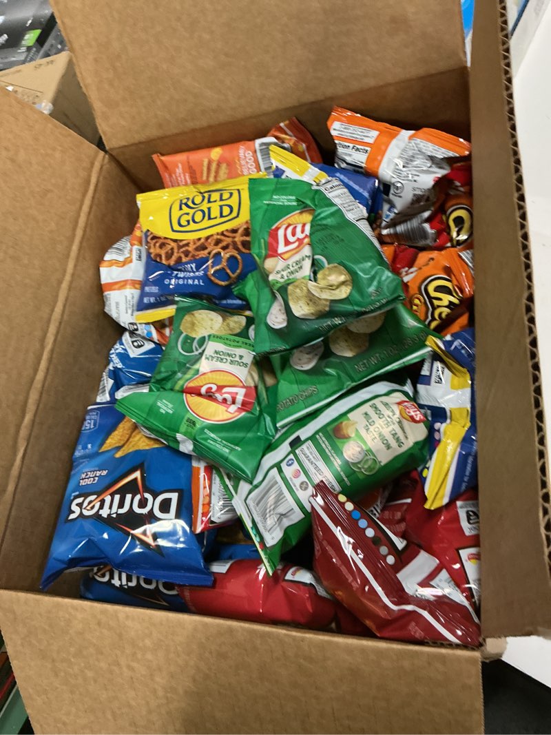 Condition photo showing Good Condition for (best by 14 jul 2026) frito-lay fun times mix variety pack, 2.37 pounds, (pack of 40) fun times mix 40 count (pack of 1)