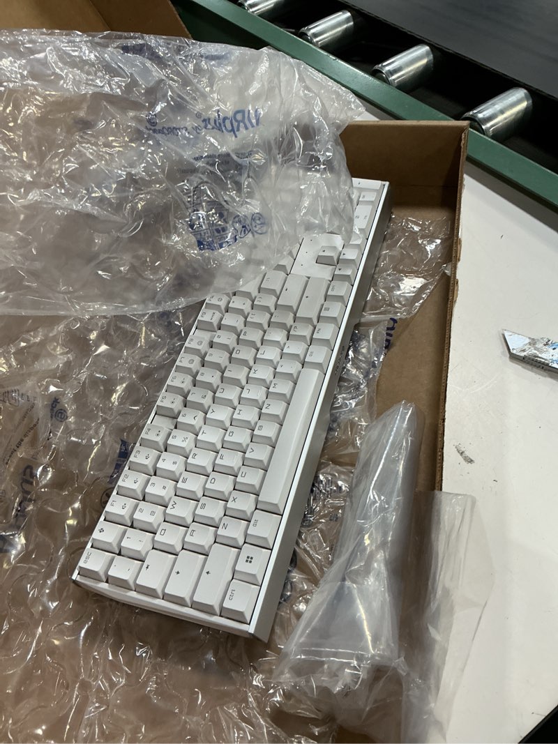 Condition photo showing Good Condition for cherry mx 3.0 s wired mechanical gaming keyboard. aluminum housing built for gamers w/mx red switches. rgb backlit color display over 16m colors. from the makers of mx. full size. pure white. white w/mx red