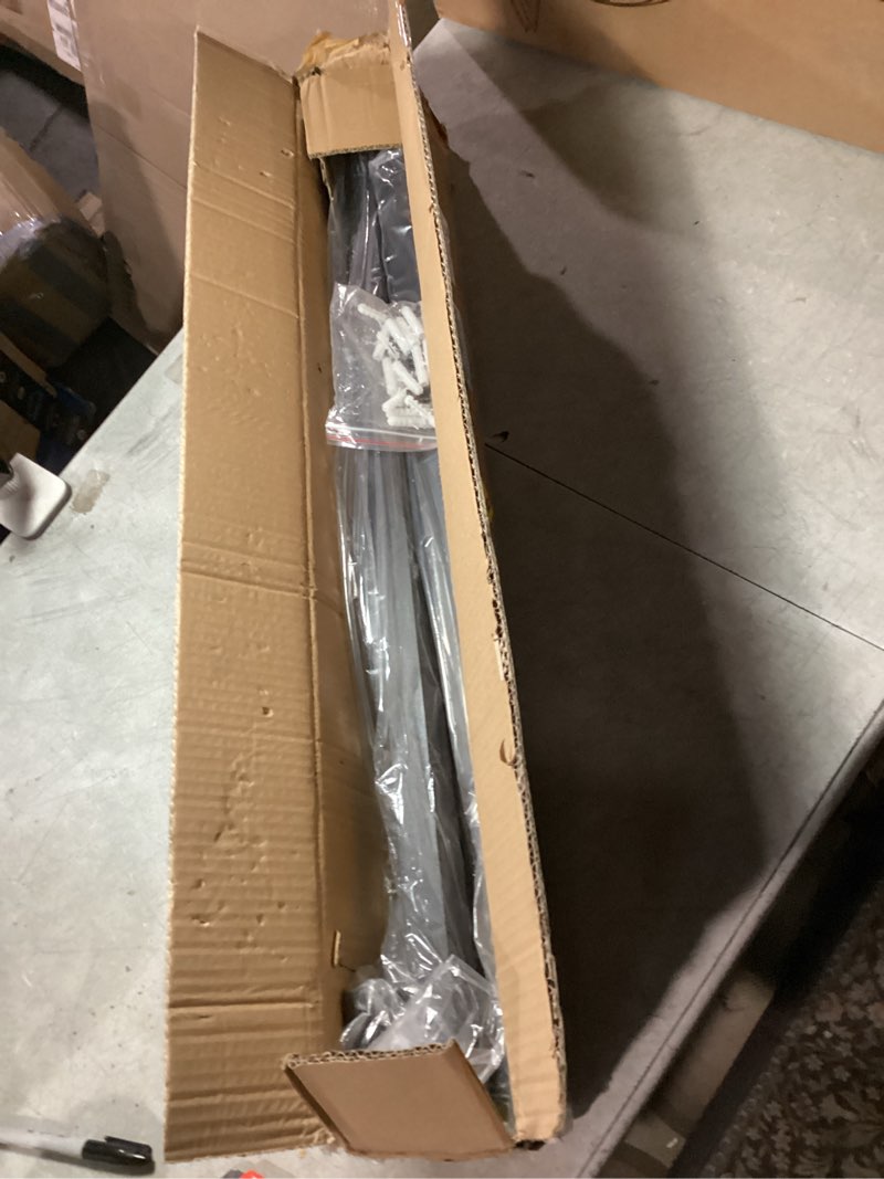 Condition photo showing Good Condition for VEVOR Wall Mounted Stair Handrail, 7ft Pipe Staircase Handrail, Black Galvanized Aluminum, 1.26 inch Pipe Diameter, Indoor&Outdoor Staircase Railing,Industrial Hand Rail for Steps,Security Baluster 7FT Aluminum