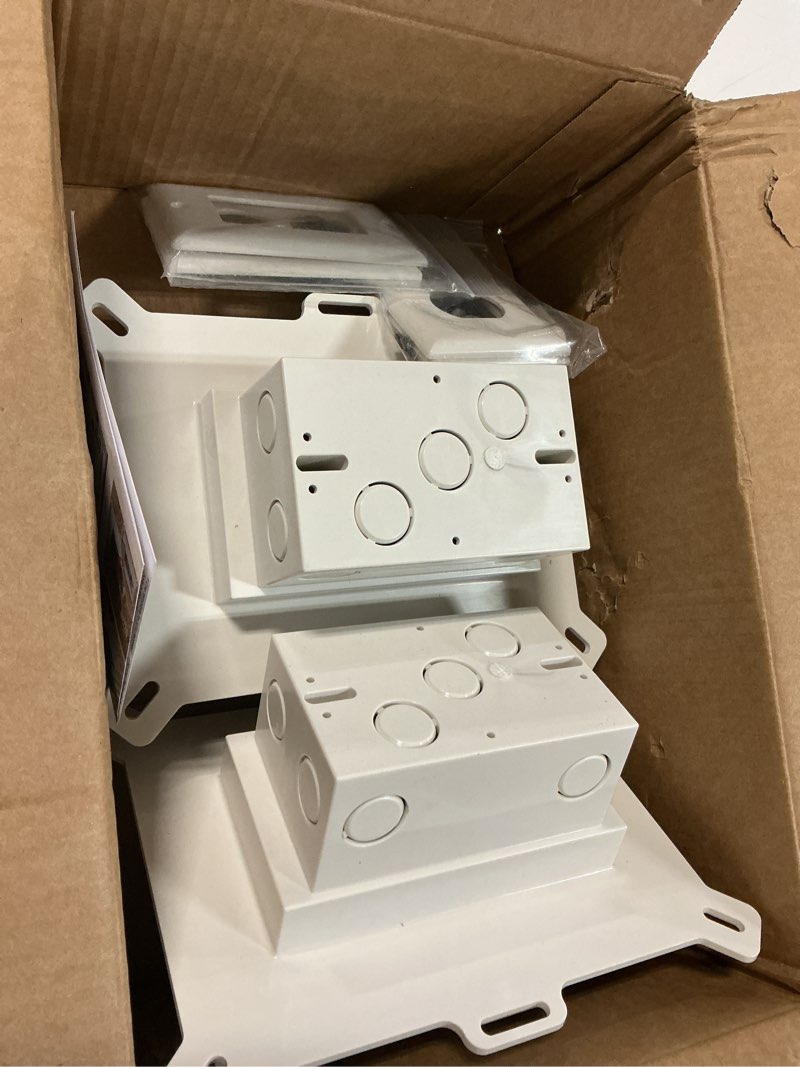 Condition photo showing Good Condition for 2 pcs recessed outlet box, dbhs1c-1 low profile electrical boxes, wall plate kit for new vinyl siding, duplex & decorator covers, 1-gang, horizontal, clear clear horizontal; 1-gang