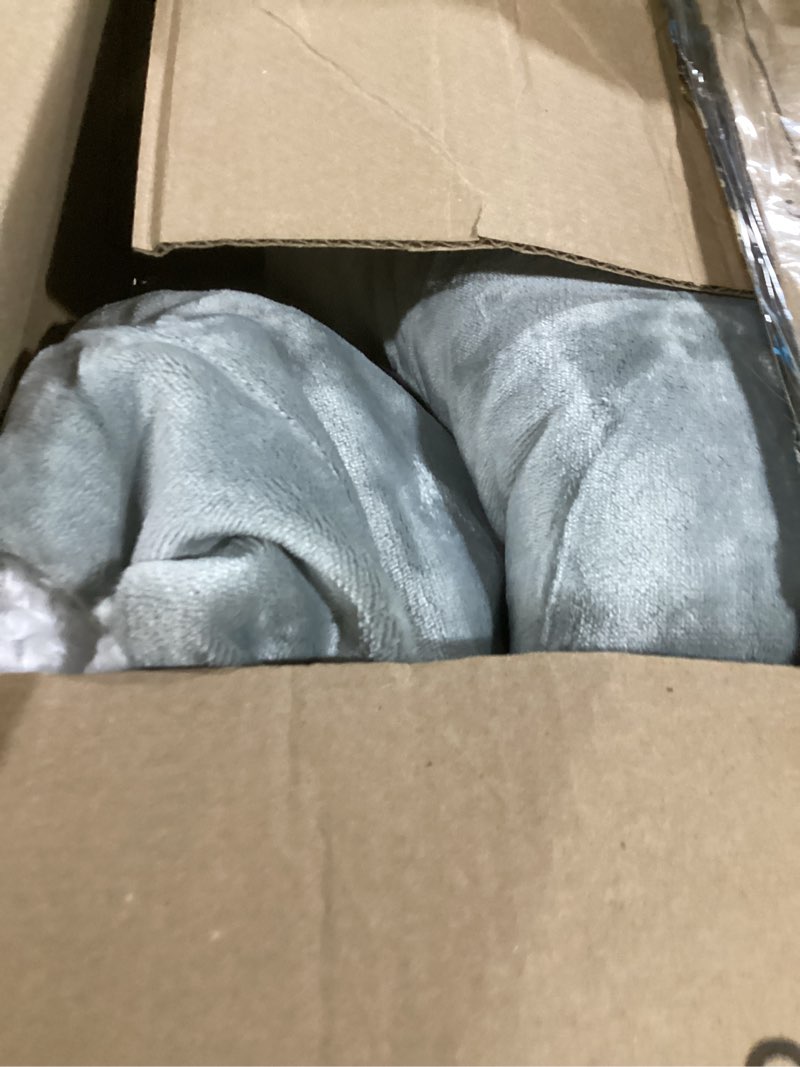 Condition photo showing As Is for LBRO2M Sherpa Fleece Bed Blanket King Size Super Soft Fuzzy Plush Warm Cozy Fluffy Microfiber Couch Throw Velvet Double Reversible Luxurious Blankets,Grey Grey King(90x104 Inches)