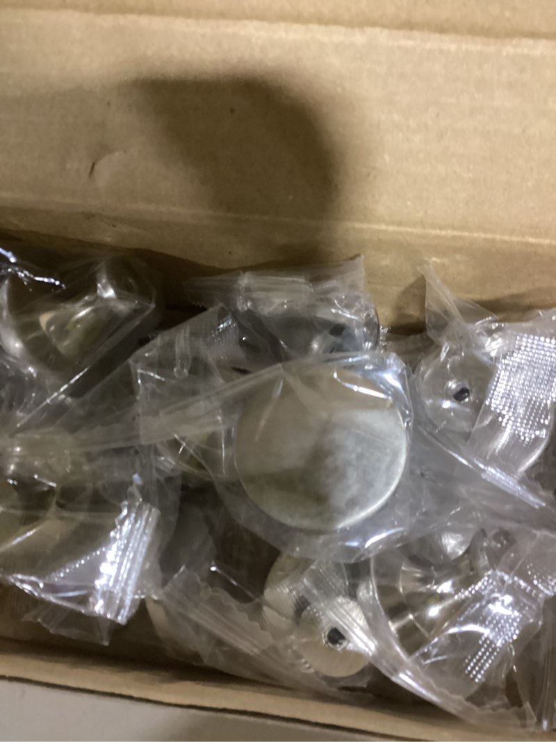 Condition photo showing New/Like New for Ravinte 10 Pack Brushed Nickel Round Cabinet Hardware Knobs,Solid Zinc Alloy Single Hole Drawer Pulls Dresser Knobs for Kitchen,Bathroom Furniture 10 Brushed Nickel