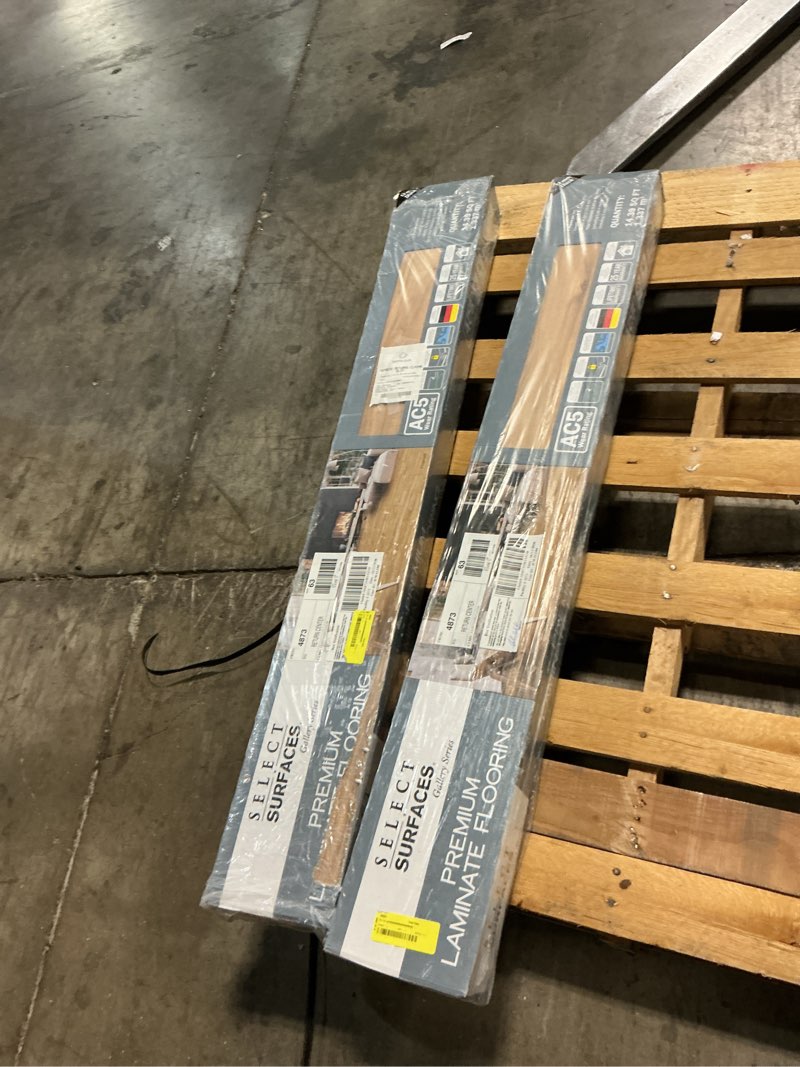 Condition photo showing Good Condition for ( 2boxes x 14.39 sqft = 28.78 per box sqft ) select surfaces fitzgerald gallery series laminate flooring, 14.39 sq. ft. per box