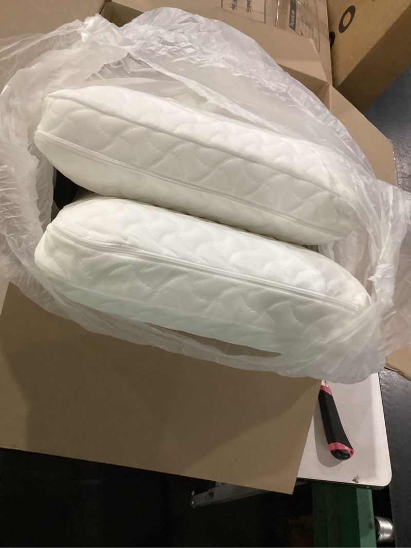 Condition photo showing Good Condition for tempur-pedic tempur-cloud pillow, standard-2-pack, standard, white 2 count