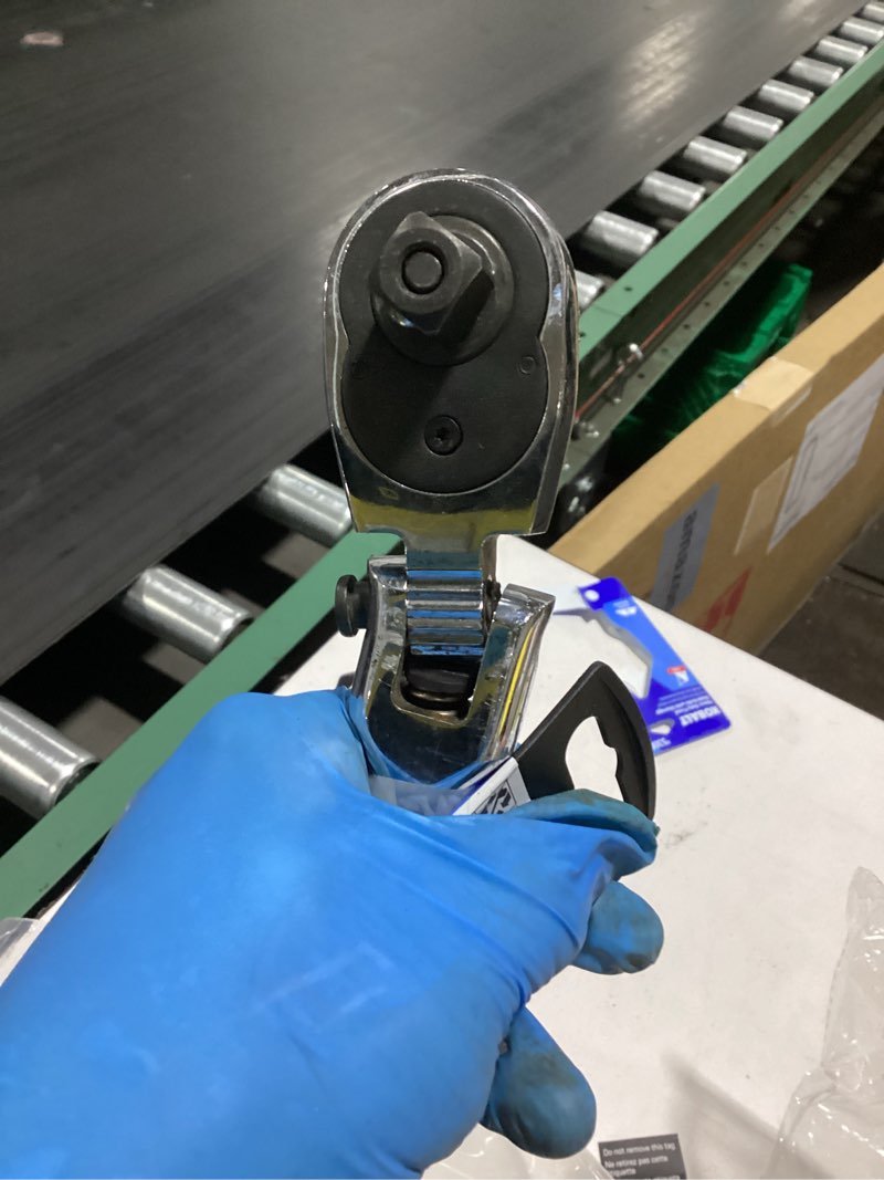 Condition photo showing As Is for needs bolt at the bend**kobalt 72-tooth 3/8-in drive comfort grip handle flexible head ratchet