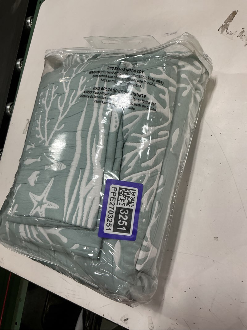 Condition photo showing New/Like New for Greenland Home Coastal Paradise Reversible Matelassé Coverlet Set, 3-Piece Full/Queen, Marina Seafoam Marina Seafoam 3-Piece Full/Queen