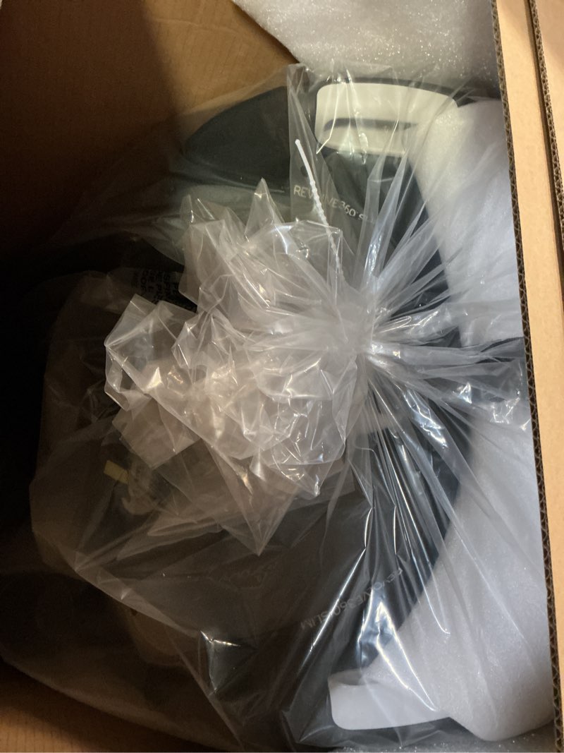 Condition photo showing New/Like New for evenflo gold revolve360 slim 2-in-1 rotational car seat with sensorsafe (obsidian black)