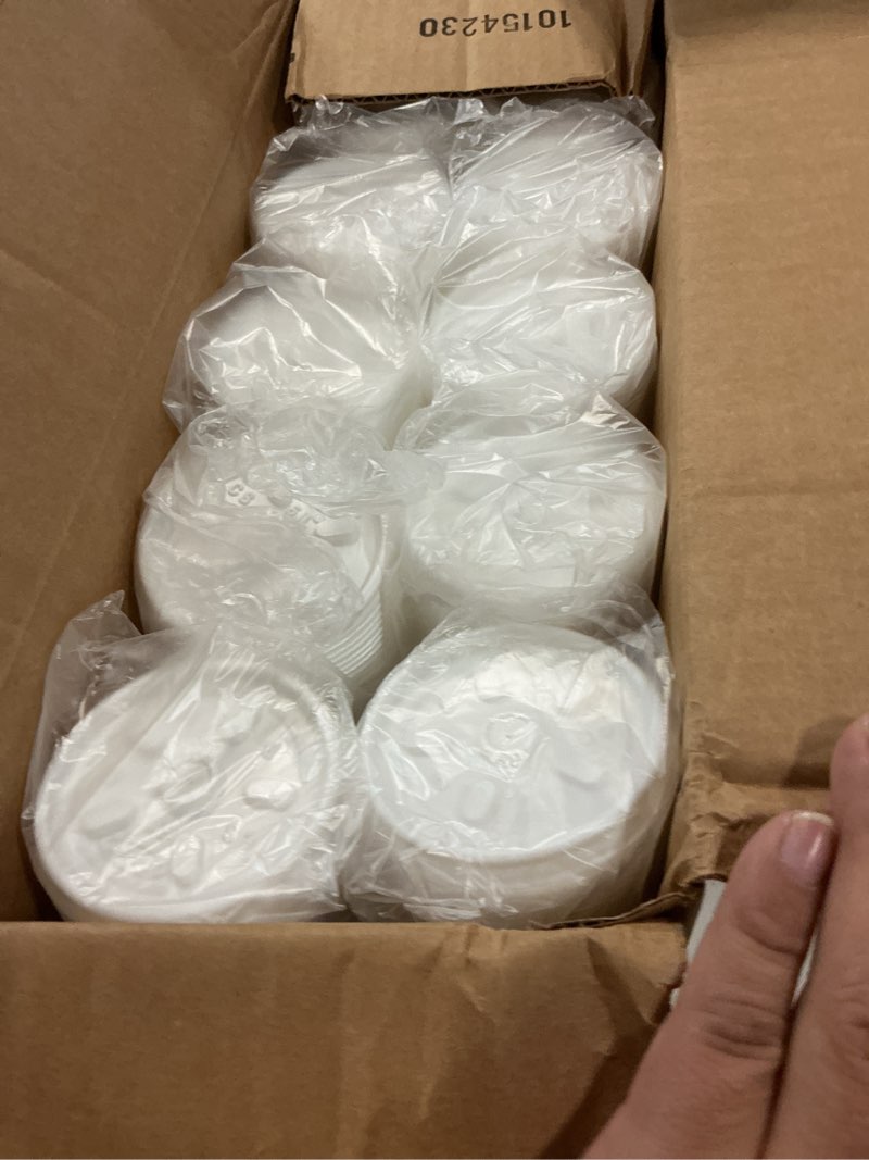 Condition photo showing Good Condition for dart white vented plastic lid, 6jl (1,000 count)