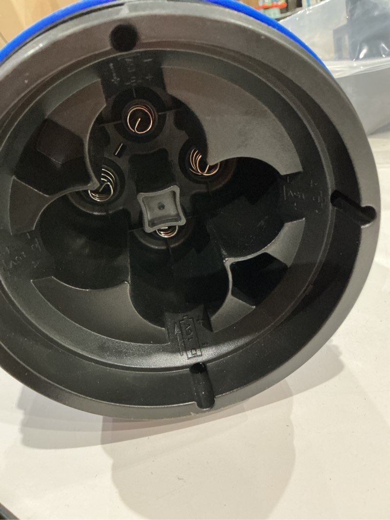 Condition photo showing As Is for kobalt lantern led