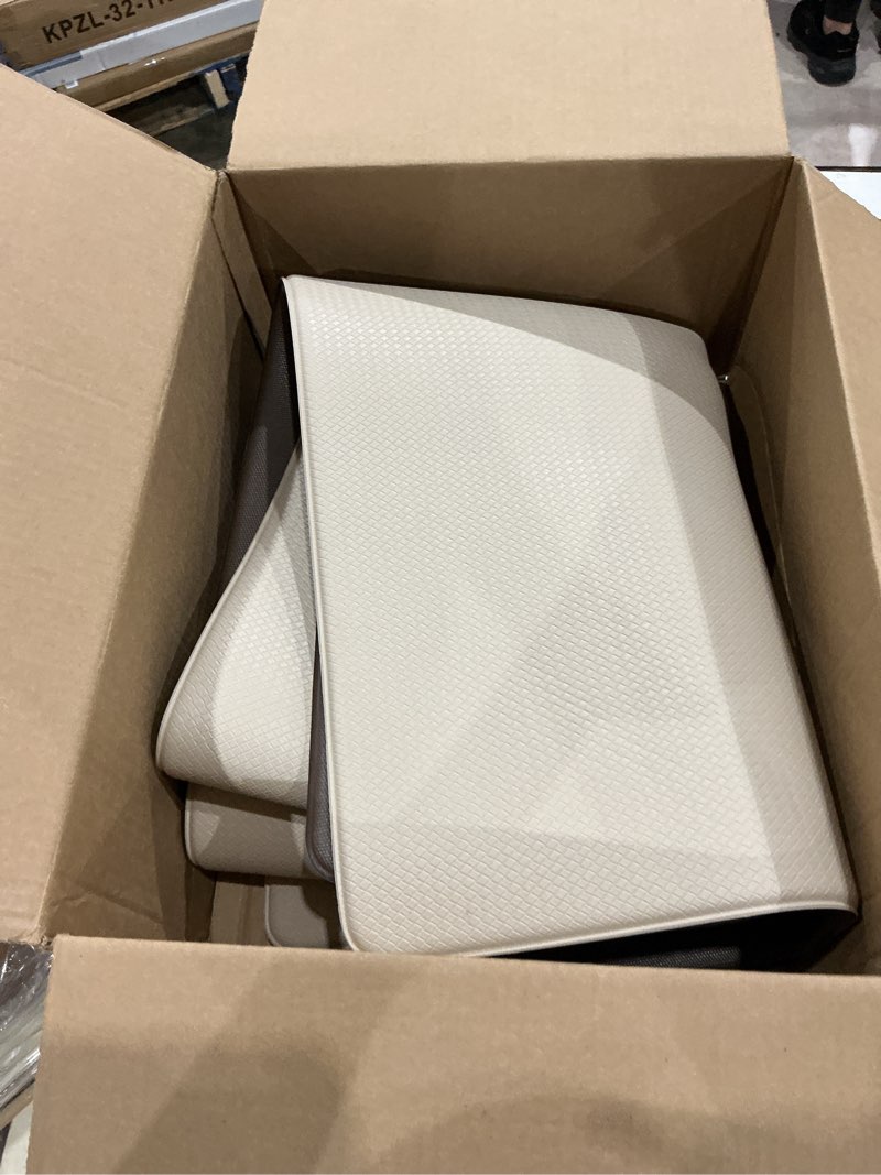 Condition photo showing Good Condition for rubber floor mat