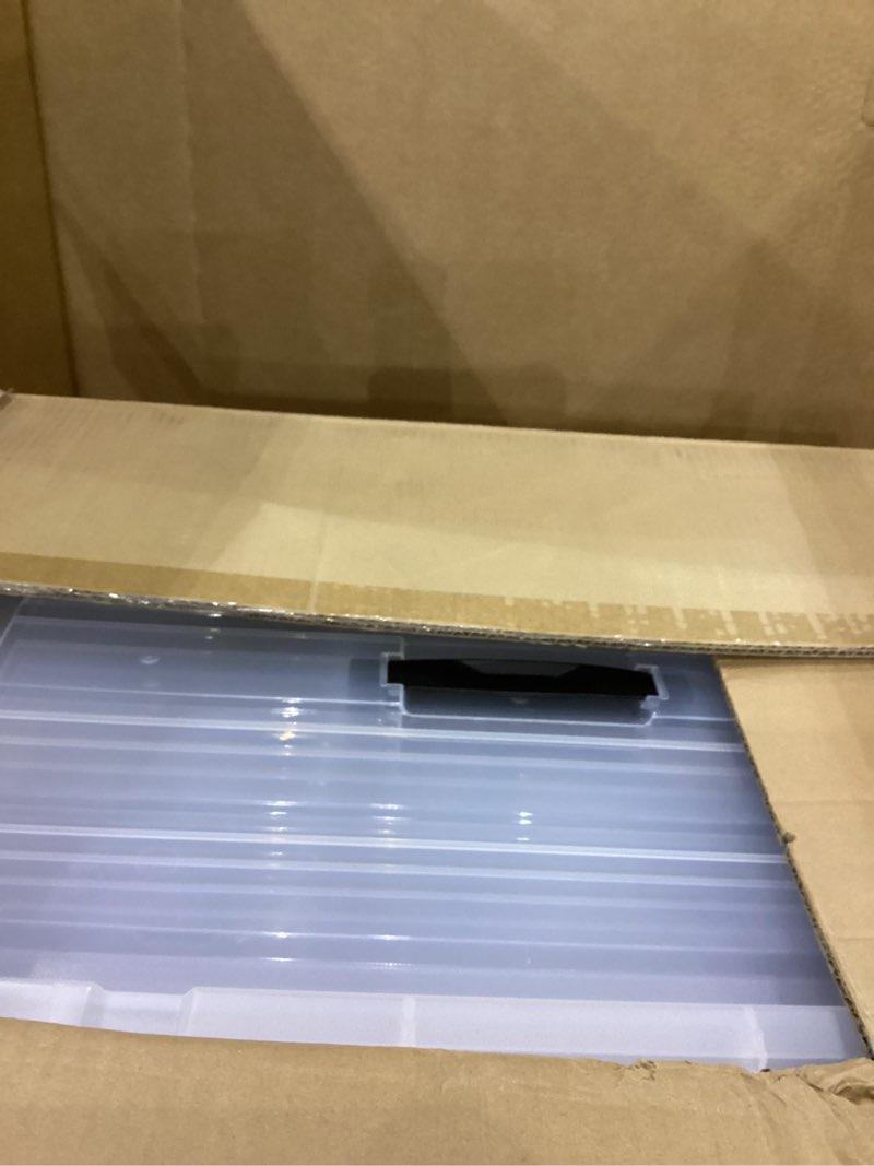 Plastic storage containers
