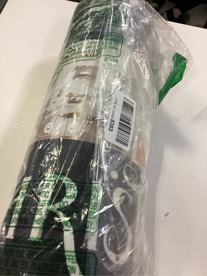 Condition photo showing Good Condition for Ileading Christmas Kitchen Rugs Set of 2, Black Xmas Balls Decorative Anti Fatigue Non Slip Memory Foam Waterproof Standing Mats Winter Holiday Decor Floor Carpets for Sink Hallway