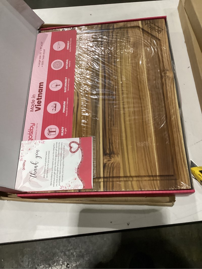 Condition photo showing New/Like New for Gossby Edge-Grain Teak Cutting Board, 20 x 15 x 1.5 in - Premium, Handcrafted in Vietnam, Balanced Design for Home Cooks & Chefs, Easy to Clean, Knife-Friendly Surface, Charcuterie & Serving Board