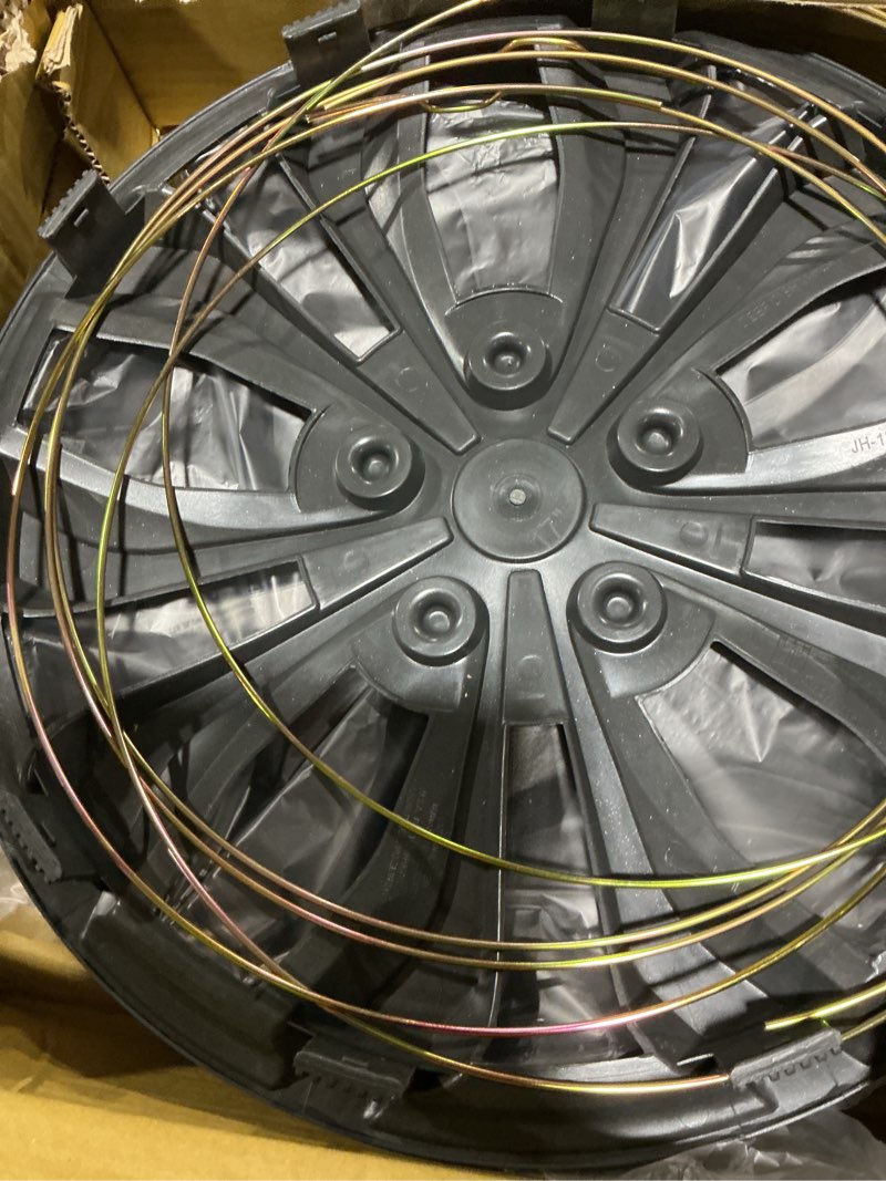 Condition photo showing Good Condition for Pilot Automotive WH138-17GB 17 Inch Spyder Black & Gunmetal Grey Universal Hubcap Wheel Covers For Cars - Set Of 4 - Fits Most Cars,Black/Gunmetal