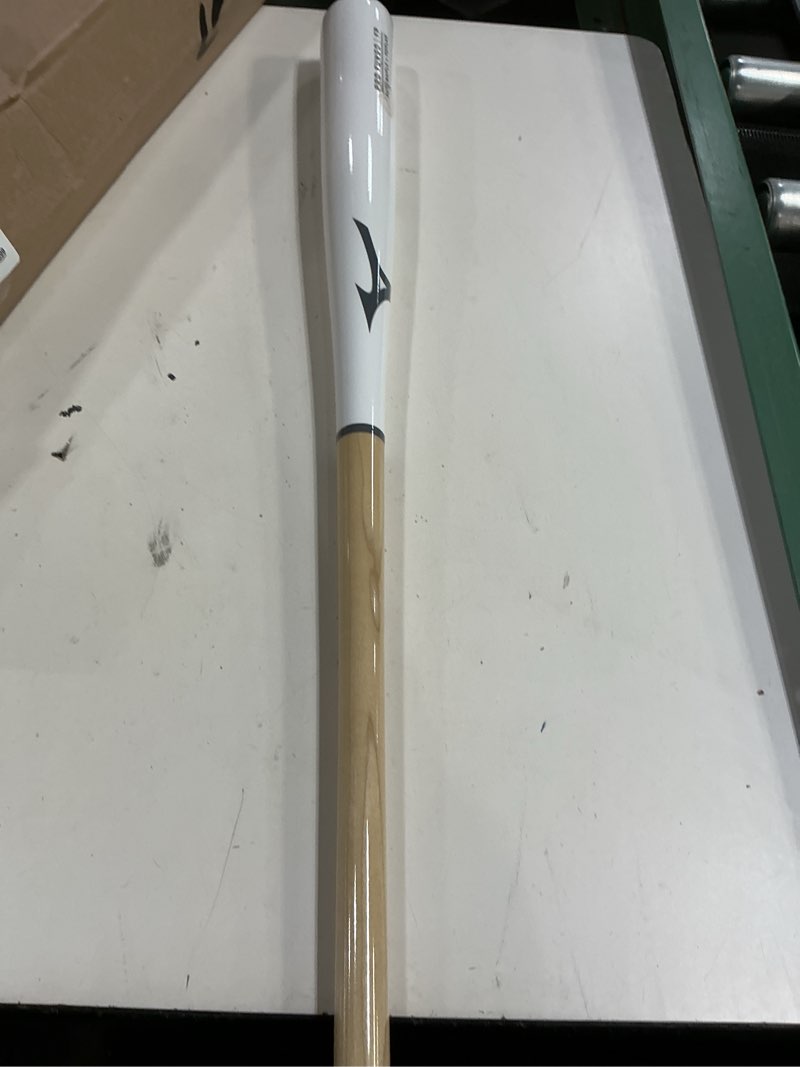 Condition photo showing As Is for mizuno pro fungo softball bat, 34 inch