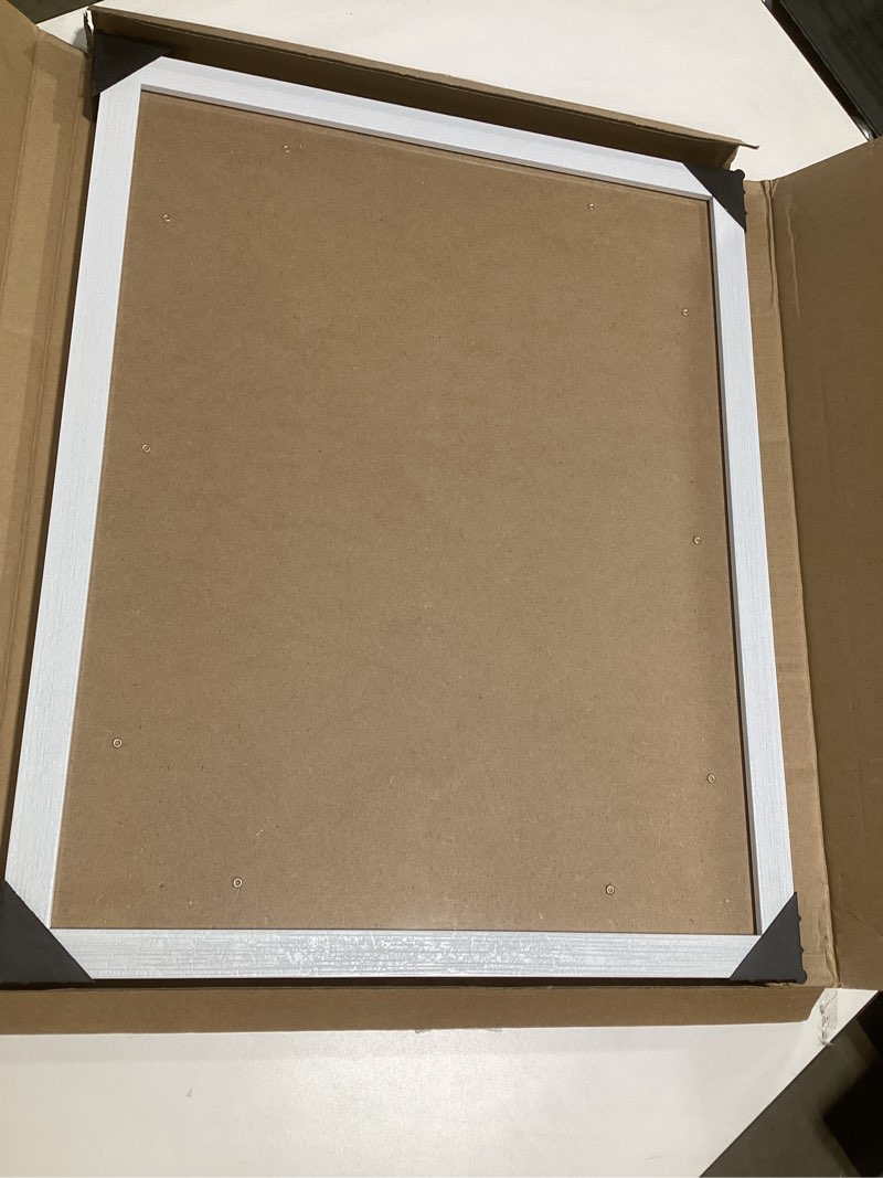 Condition photo showing Good Condition for 15x19 Frame Rustic White, Distressed 19x15 Picture Frame, Art Pic Hanging Poster Frame, 15 by 19 Gallery Family Concert Portrait Wall Photo Frame 15x19in