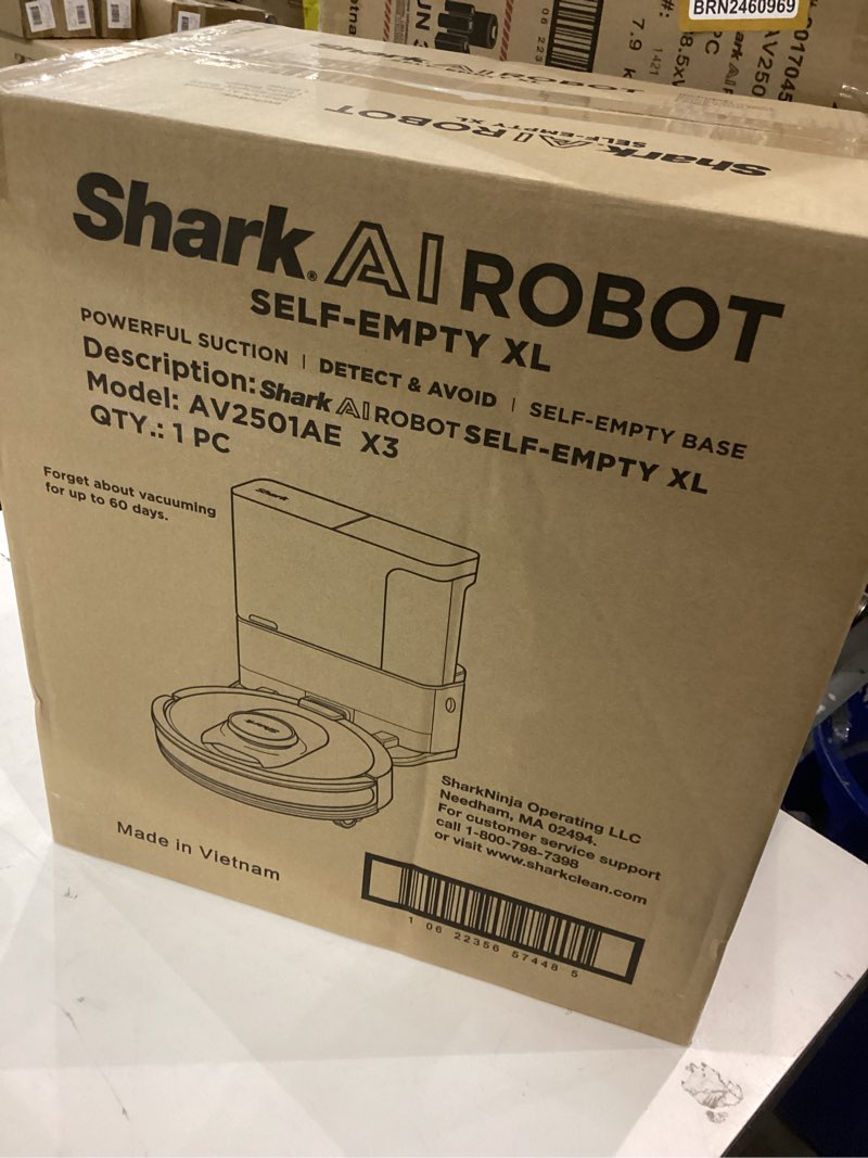 Shark AI robot self-empty XL