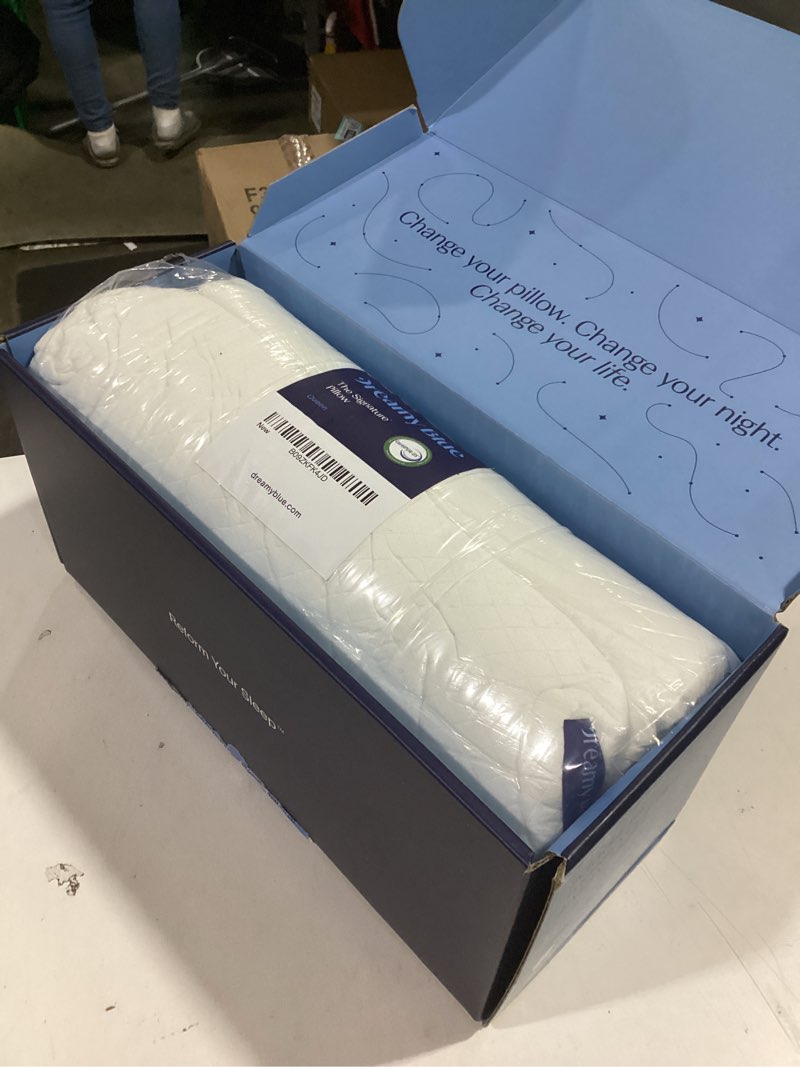Condition photo showing New/Like New for DreamyBlue Signature Pillow w/Adjustable Loft • Shredded Memory Foam Fill • Neutral Alignment for Si