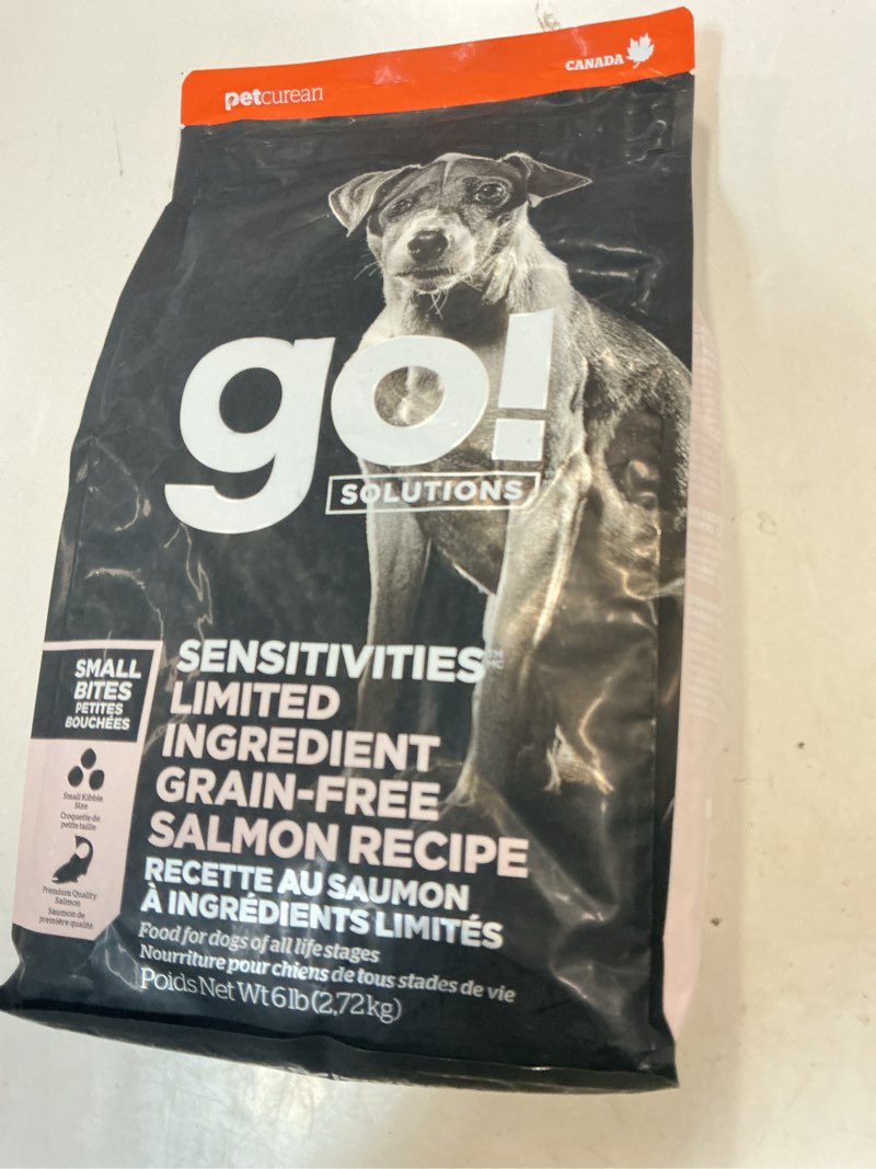 Condition photo showing New/Like New for (BB:2026/JAN/09) Go! Solutions Sensitivities Limited Ingredient Small Bites Salmon Grain-Free Dry Dog Food, Tiny Kibble for Little Breeds, Chicken-Free for Sensitive Stomachs, for Puppies, Adults, Seniors, 6 lb Bag Salmon 6 Pound (Pack of 1)