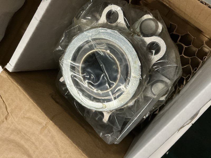 Condition photo showing Good Condition for 2Pcs 513298 Front Wheel Bearing Hub Assembly Compatible with Nissan Rogue 2008-2013, for Nissan Rogue Select 2014-2015, for Nissan Sentra 2007-2012 513298 Wheel bearing