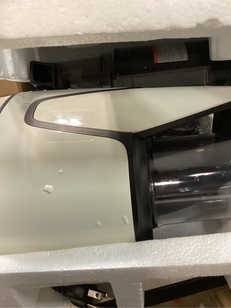 Condition photo showing Good Condition for EanOruus Juicer Machines, 3-in-1 Cold Press Juicer with 6.5" Extra Large Chute, 100oz Large Capacity, AC Motor, Makes Juice, Nut Milk & Sorbet, Bright White