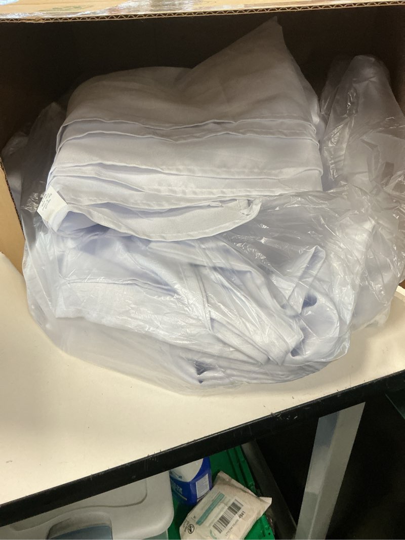 Condition photo showing Good Condition for  Similar White Table Cloth Rectangle Table Cloths for 8 Foot Rectangle Tables 90 x 156 Inch Washable Polyester Table Covers, Reusable & Wrinkle Resistant for Weddings, Parties, Events, and Everyday Use