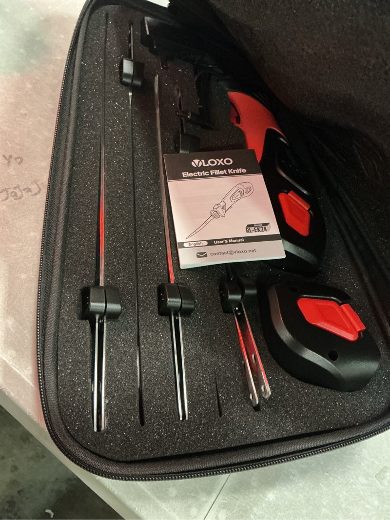 Condition photo showing Good Condition for vloxo electric fillet knife for fish, cordless electric fish fillet knife with 5 ti-nitride s.s. coated blades non-slip grip handle safety lock portable carry case rechargeable for fishing filleting 5 blades