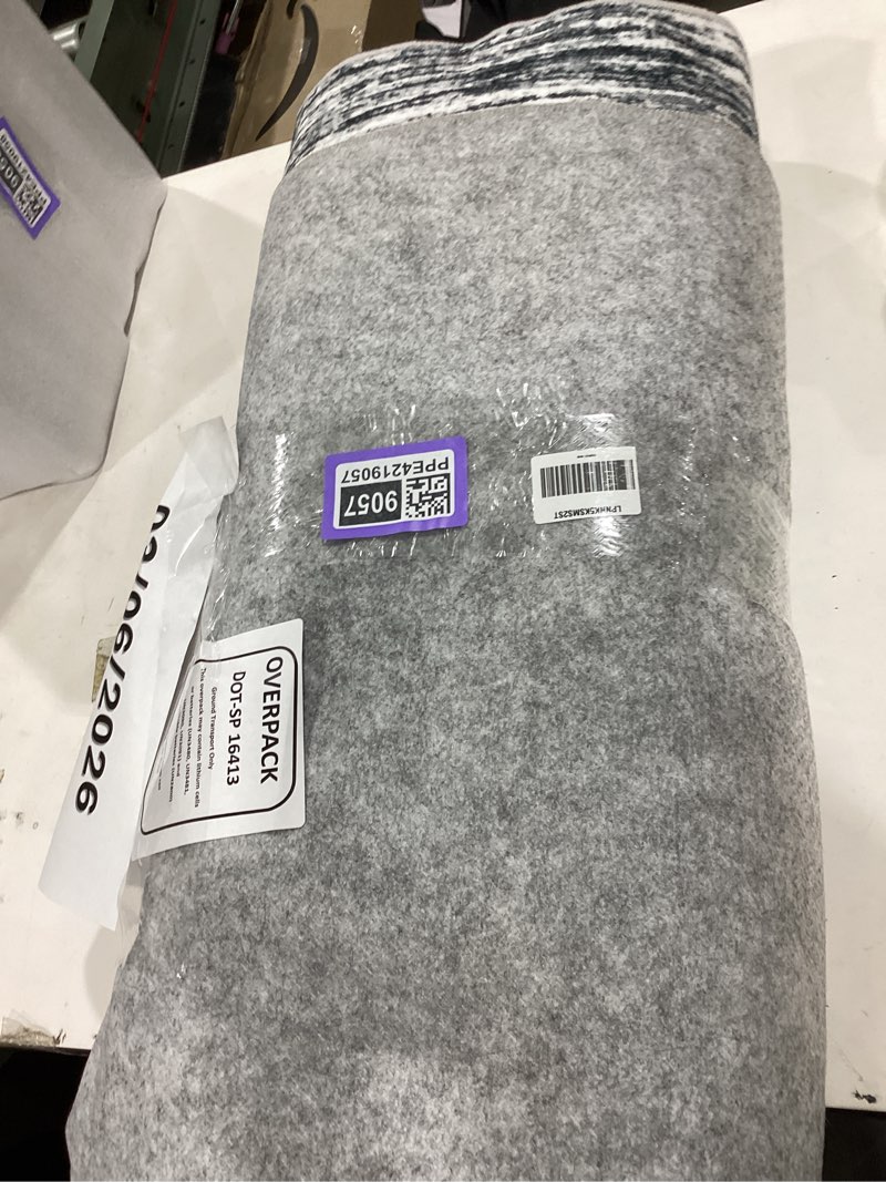 Condition photo showing New/Like New for Valenrug Washable Rugs 8x10 - Non Slip 8x10 Area Rugs for Living Room, Stain Resistant Area Rugs for Bedroom, Foldable Machine Washable Area Rug(8'x10', Black) 09-black 8' x 10' (Rectangular)