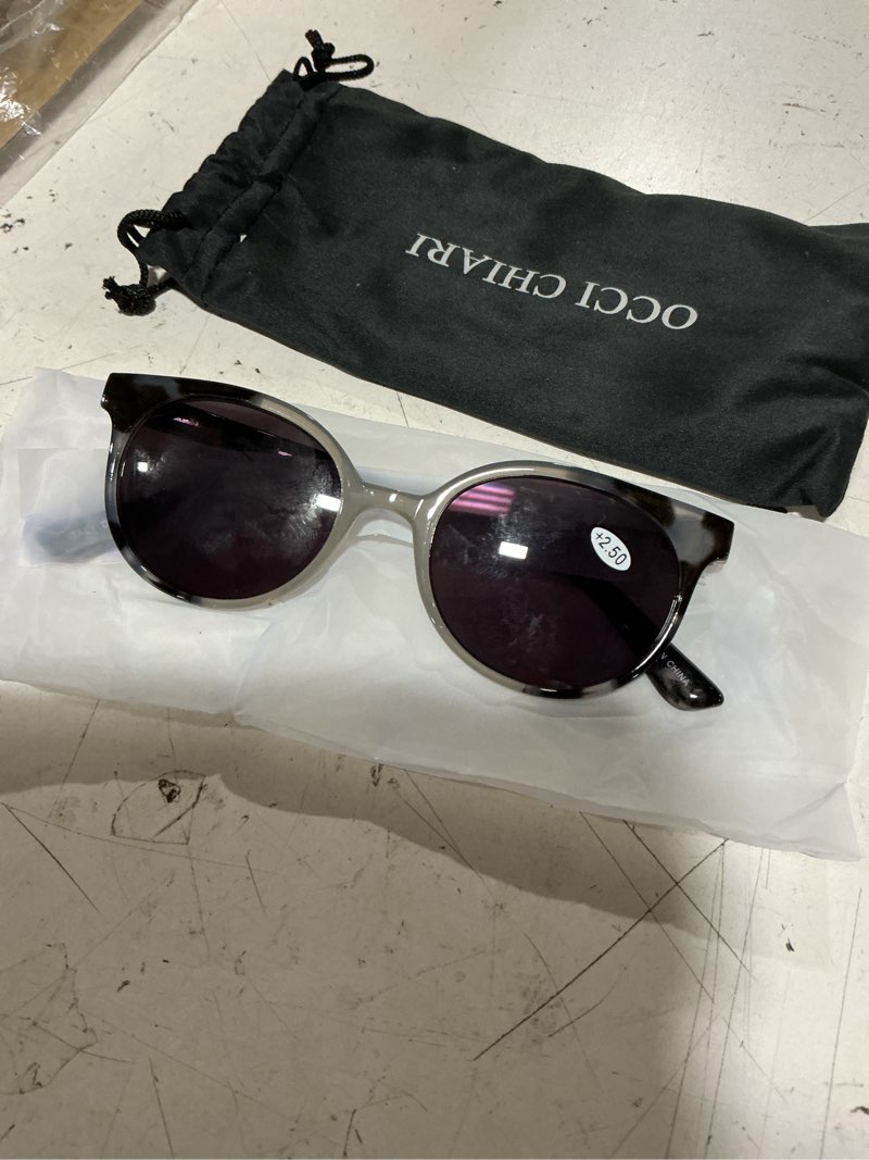 Condition photo showing New/Like New for occi chiari stylish sunglass reading glasses 2.5 sun readers women with magnification outdoor uv400(1.0 1.25 1.5 1.75 2.0 2.25 2.5 2.75 3.0 3.5) reading sunglasses-gray 2.5 x