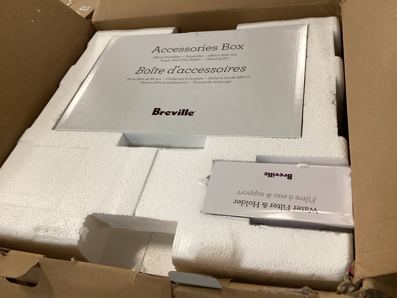 https://lotting-media.assets.bidfta.com/lotting_36f23dcd-2476-41b2-beac-7fde53c5916f