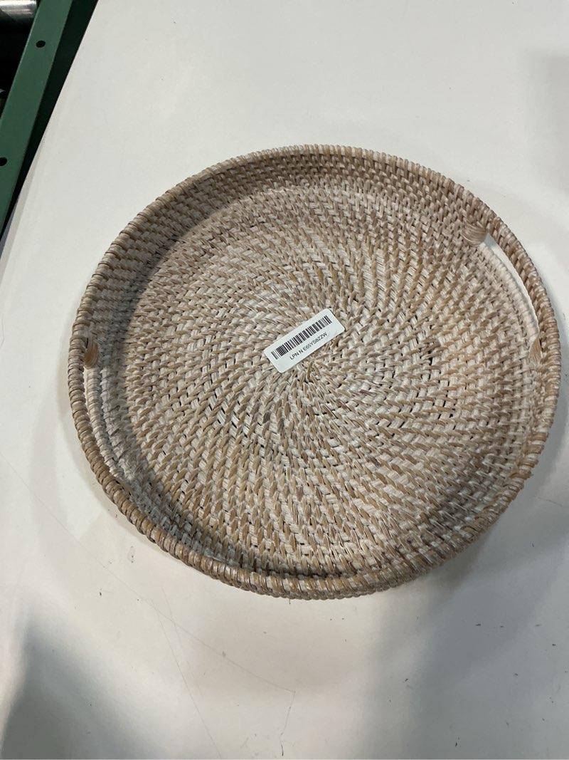Condition photo showing Good Condition for Untitled Item