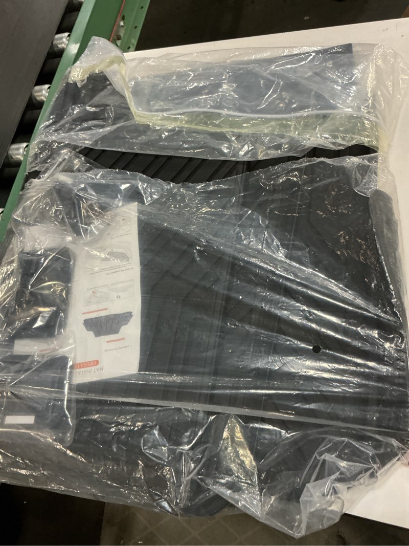 Condition photo showing New/Like New for floor mat cargo mats for 2018-2022 2023 chevrolet chevy traverse 7 seats car mat accessories, all weather tpe backrest and lower trunk cargo liner (18-23 7 seats set) 18-23 7 seats-mats set
