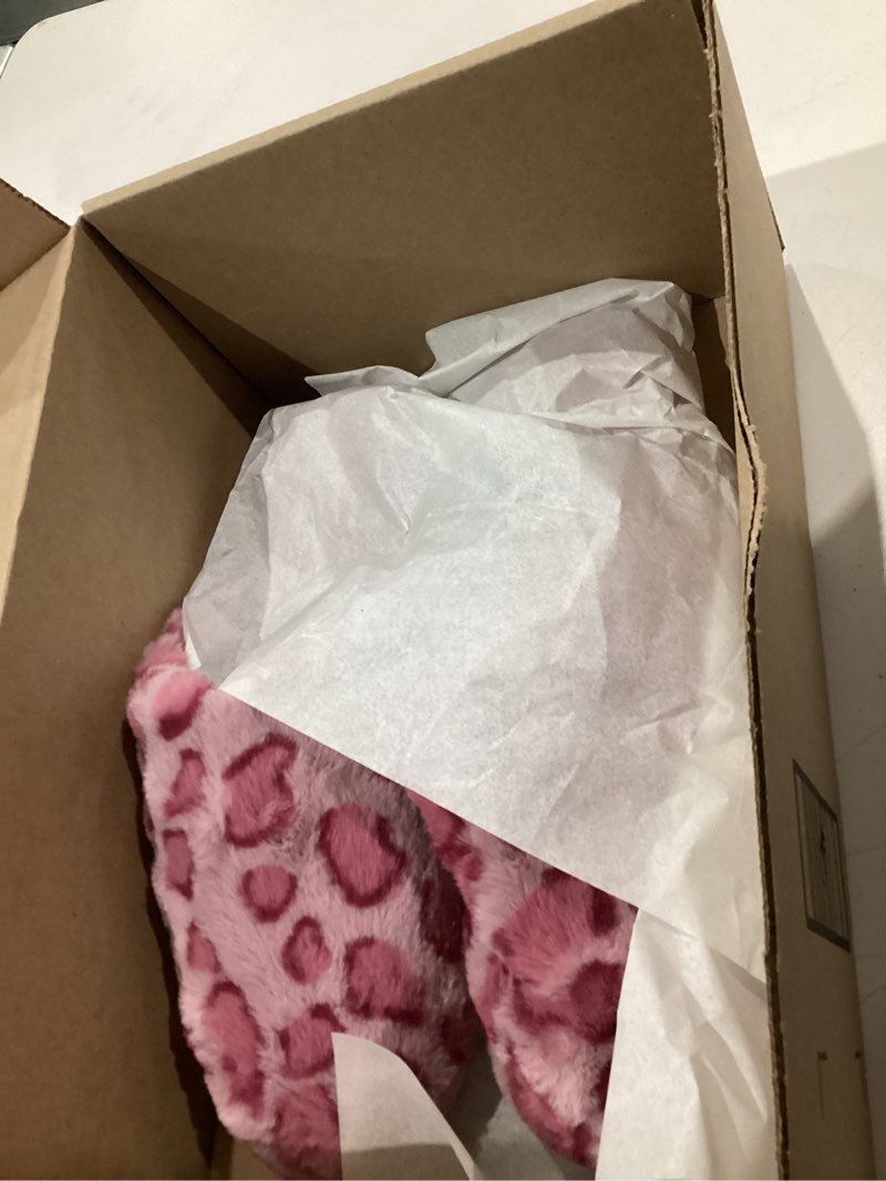 Condition photo showing Good Condition for Snug Leaves Women's Fuzzy Scuff Slippers Soft Comfy Memory Foam Non-slip Indoor House Shoes 7-8 Cheetah Pink