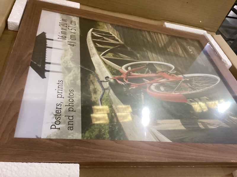 mcs 16x20 inch museum poster frame, medium oak woodgrain 68860