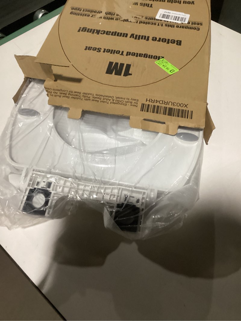 Elongated toilet seat