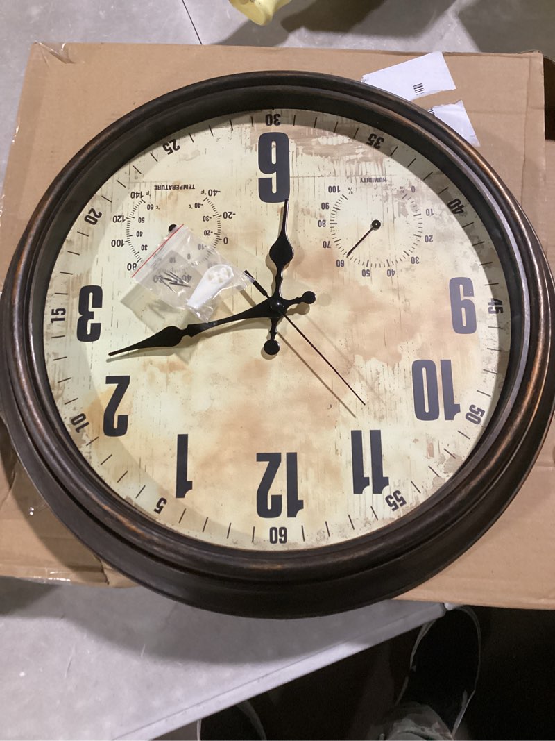 Condition photo showing Good Condition for TOOCAT 16 Inch Indoor Outdoor Clock with Temperature and Hygrometer Waterproof Large Wall Clock, for Patio Pool Porch Garden Garage Bar Decoration