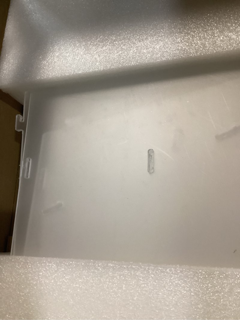 Condition photo showing As Is for winco , medium, clear