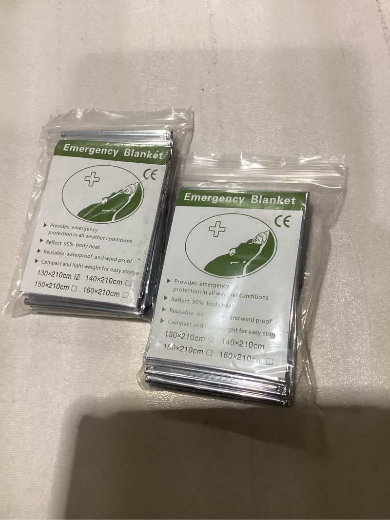 Condition photo showing New/Like New for Emergancy blanket 130x210cm  (2PACK ONLY)