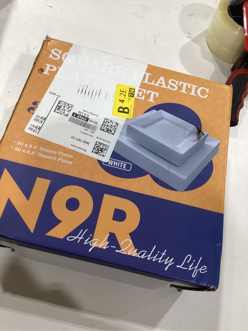 Condition photo showing Good Condition for N9R 60PCS White Square Plastic Plates, 30 Dinner & 30 Dessert Plates Heavy Duty, Fancy Disposable Plates for Party, Wedding and other Events