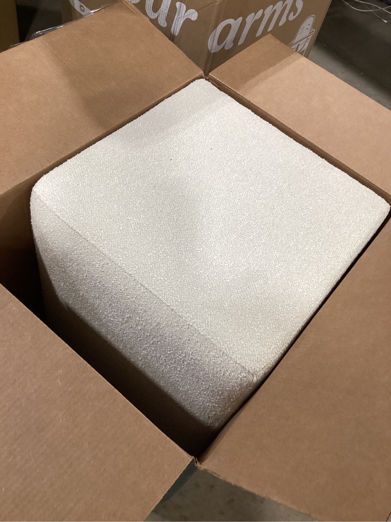 Condition photo showing Good Condition for simliar item  ashley furniture edenfield oversized accent ottoman