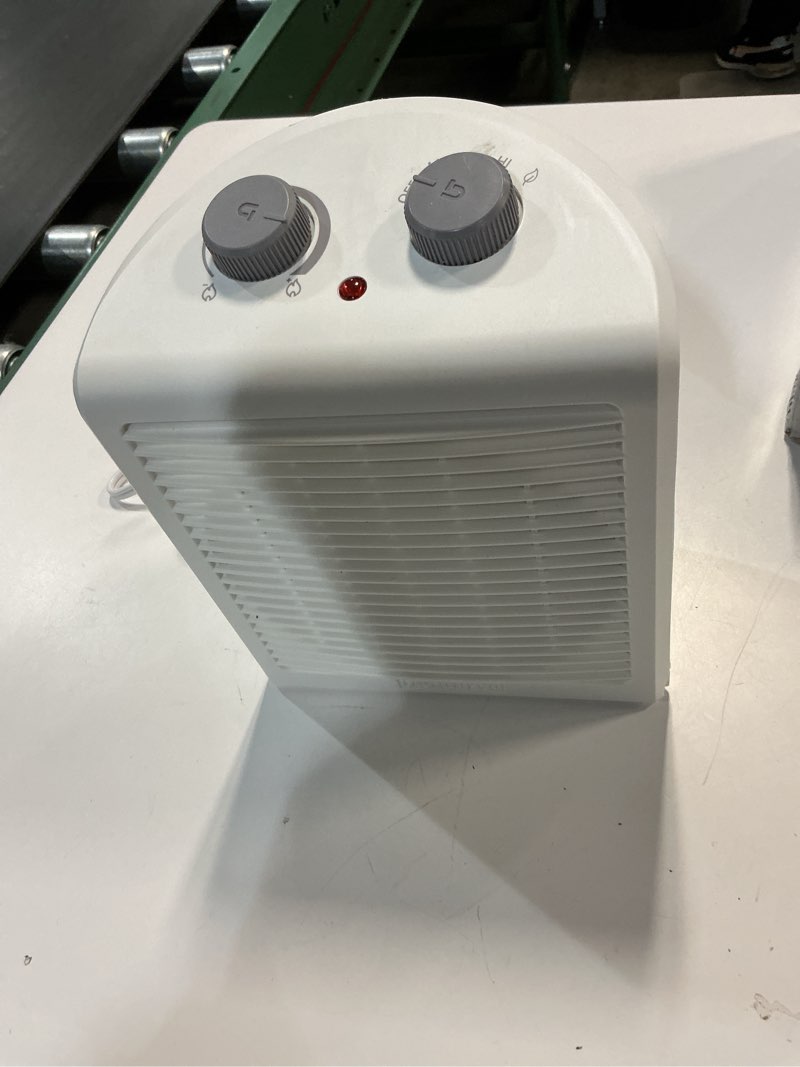 Condition photo showing Good Condition for Utilitech fan forced heater 100 sq ft